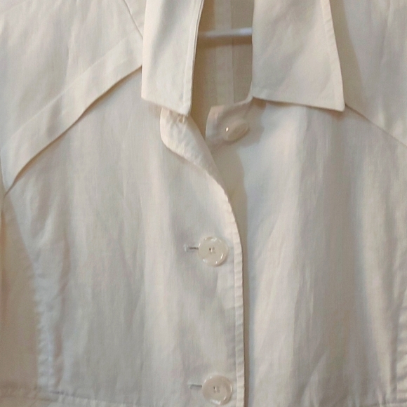 Anne Klein linen 3/4 top - Picture 2 of 10